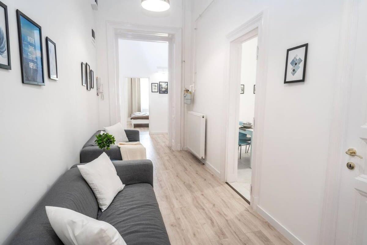 Apartment Extra Brand New And Large Ac *